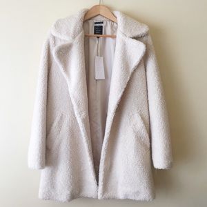 NEW Zara cream ecru faux fur teddy coat, small